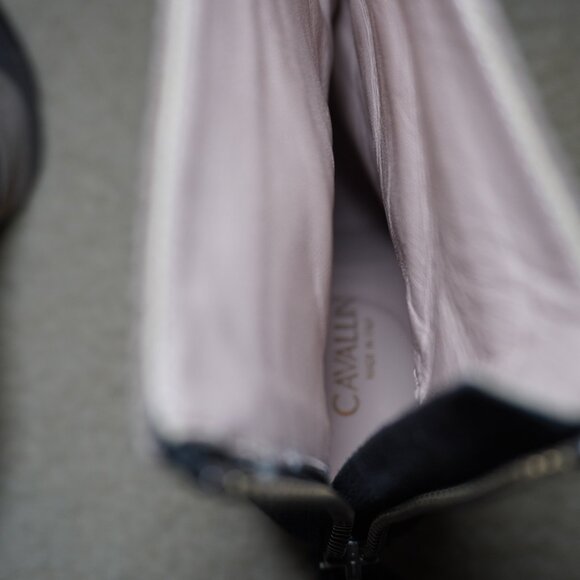 Cavallini Womens Color Block Heeled Suede Ankle Boots Size Eur 38 US 7.5 - Picture 8 of 9